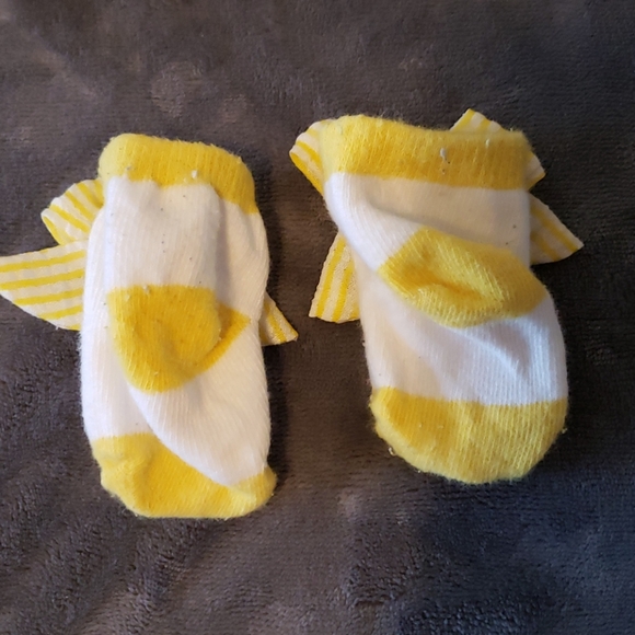 Pineapple headband and socks set - Picture 3 of 5